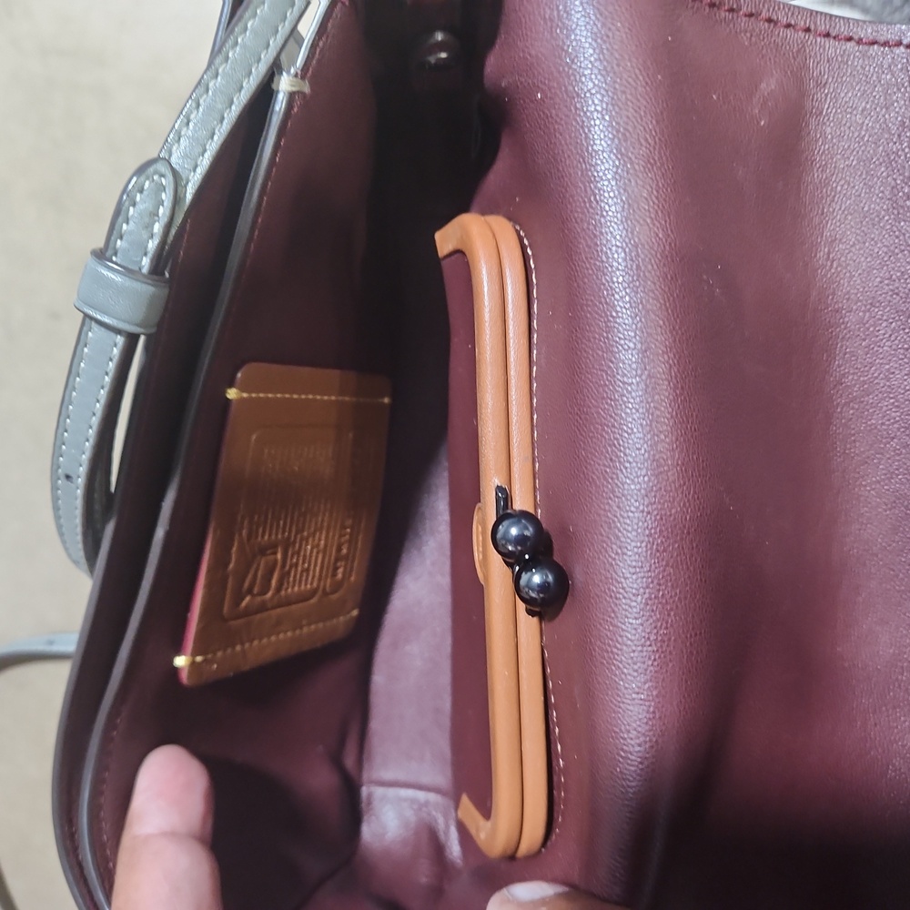 Coach Dinky - image 7